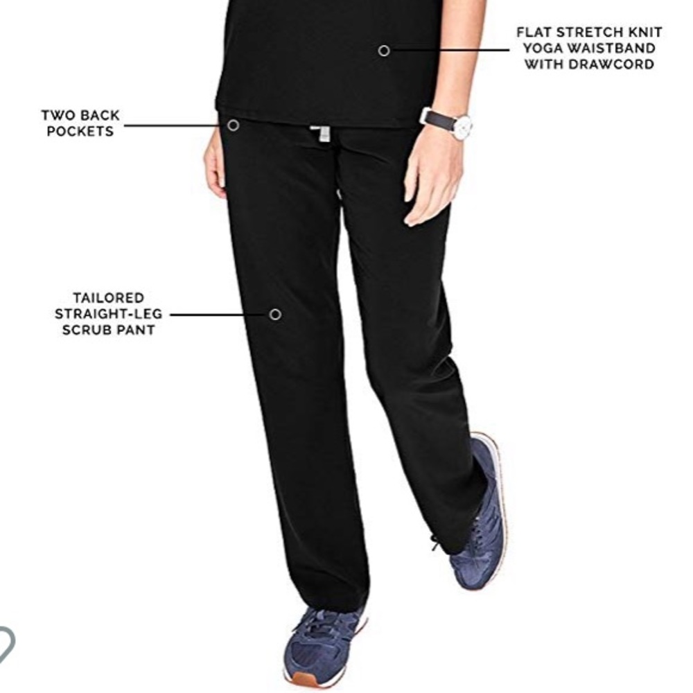 NWT Figs Women’s Kade Cargo Scrub Pants